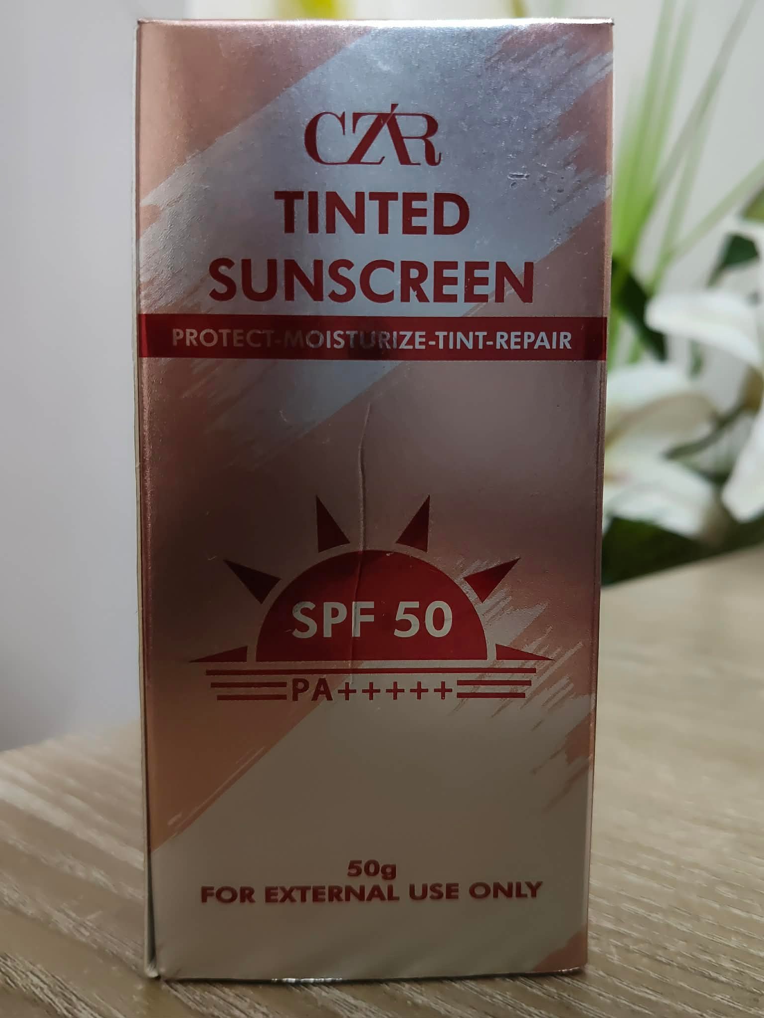 Czar Tinted Sunscreen,Acne Safe,Clinically Tasted